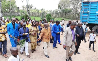 Arrive de Monseigneur Daniel Lunge a Lodja